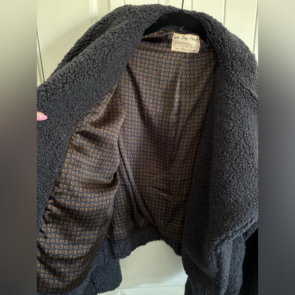 Free People Wrap Teddy Womens Jacket - Picture 3 of 5